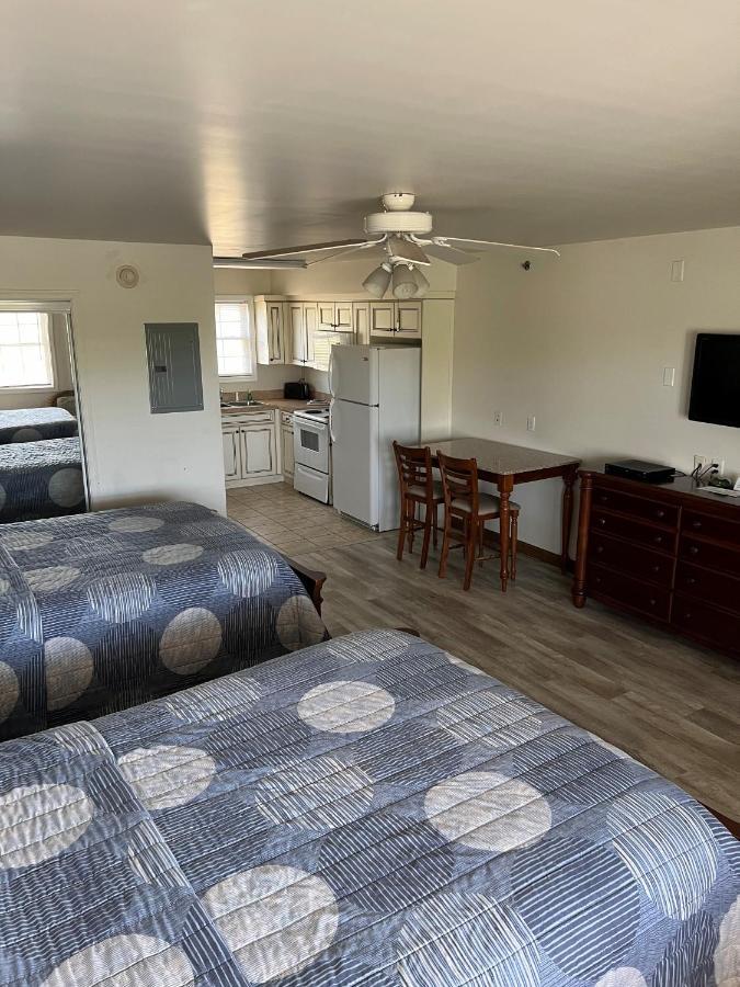 Shore Stay Suites Кейп Чарлз Екстериор снимка