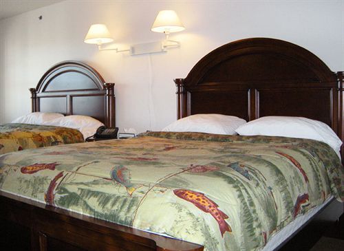 Shore Stay Suites Кейп Чарлз Екстериор снимка
