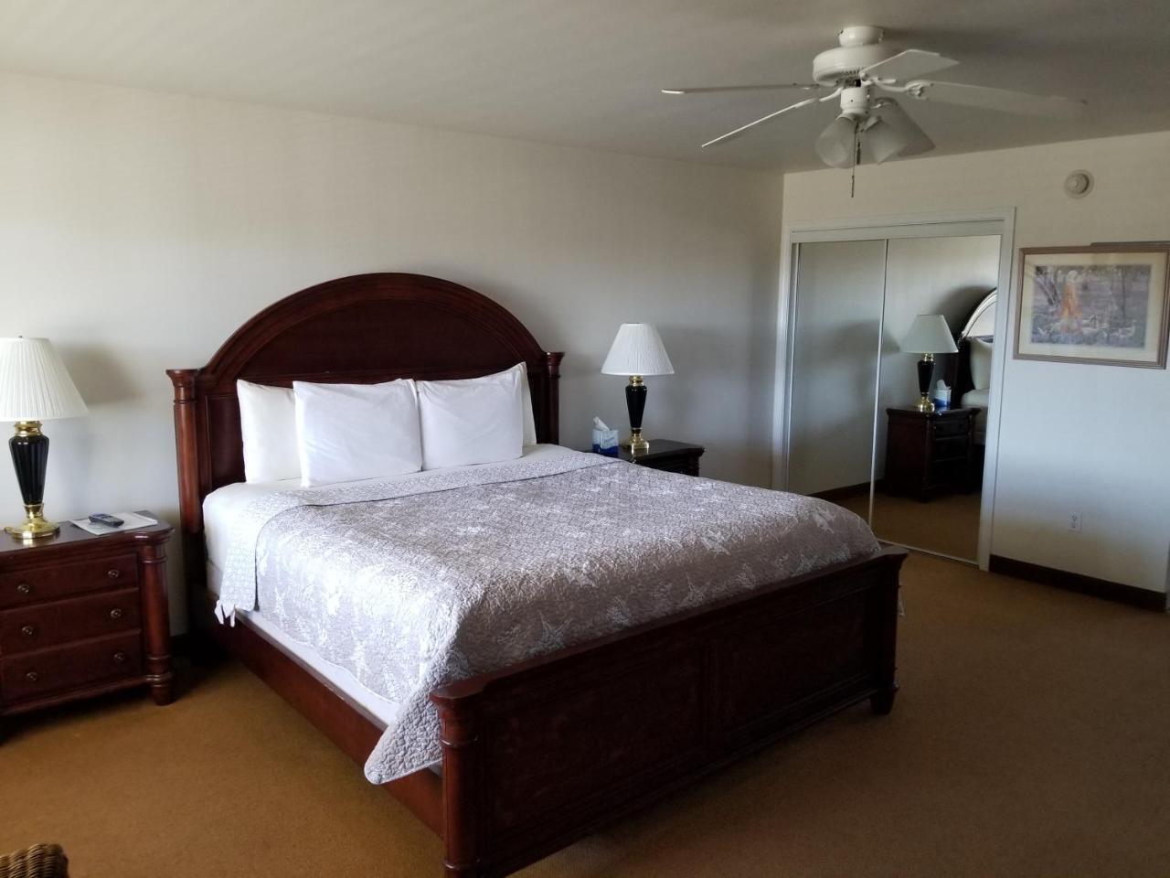 Shore Stay Suites Кейп Чарлз Екстериор снимка